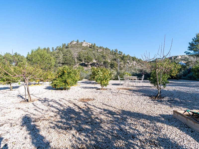 8 soveværelse Villa til salg i Simat de la Valldigna - € 550.000 (Ref: 8774015)