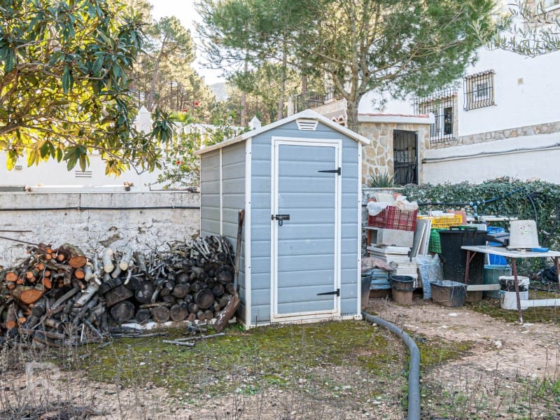 8 soveværelse Villa til salg i Simat de la Valldigna - € 550.000 (Ref: 8774015)