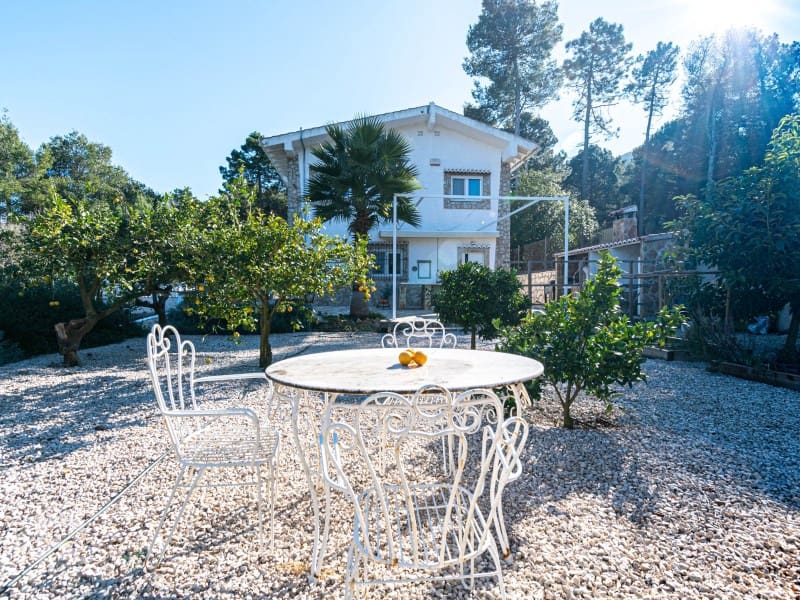 8 soveværelse Villa til salg i Simat de la Valldigna - € 550.000 (Ref: 8774015)