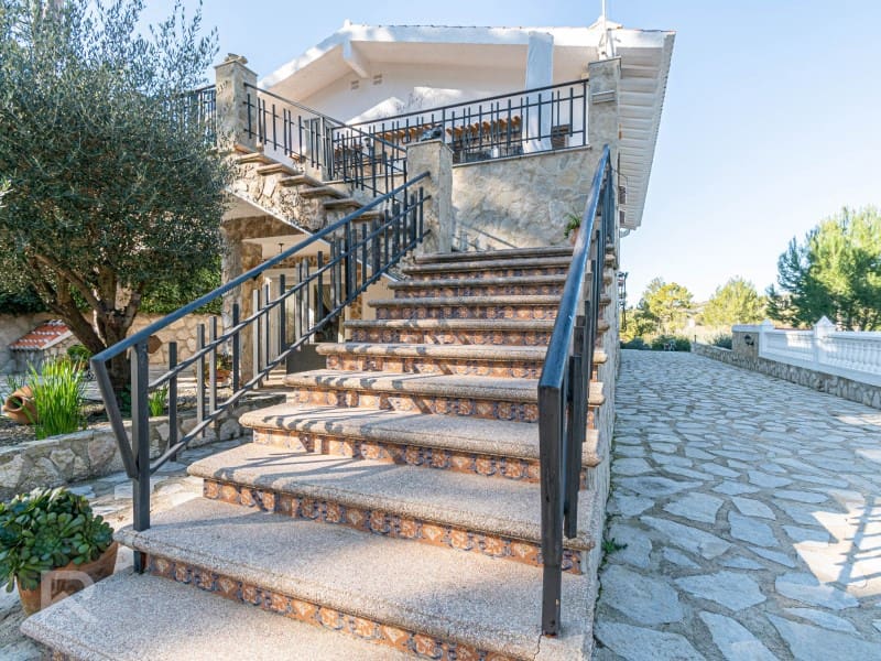 8 soveværelse Villa til salg i Simat de la Valldigna - € 550.000 (Ref: 8774015)