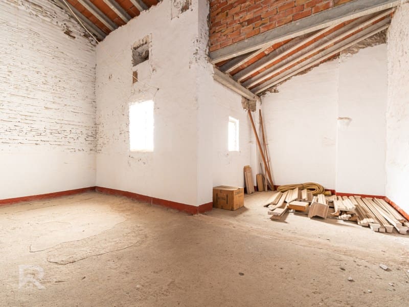 5 soveværelse Byhus til salg i Alqueria de la Comtessa - € 190.000 (Ref: 8962022)