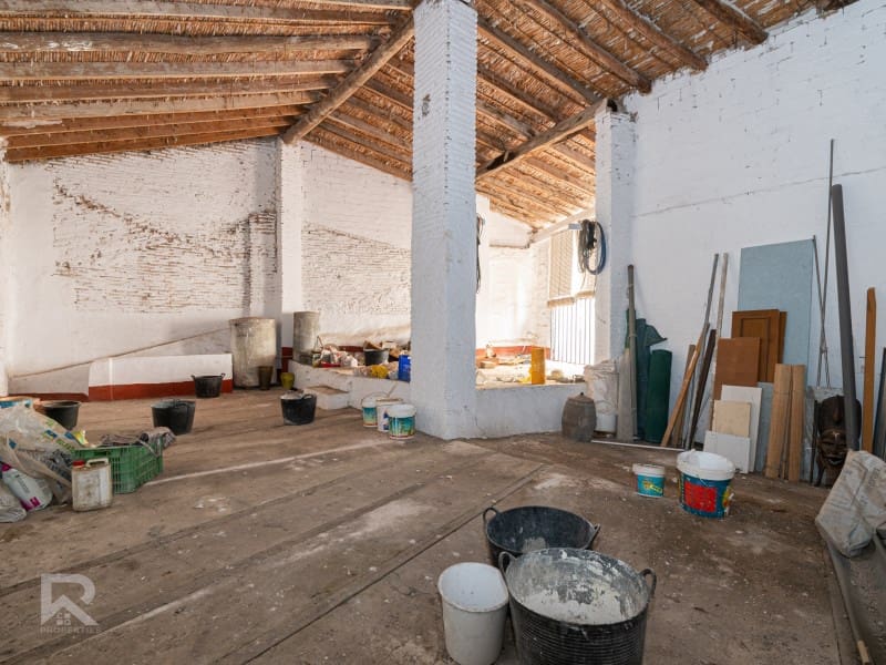 5 soveværelse Byhus til salg i Alqueria de la Comtessa - € 190.000 (Ref: 8962022)