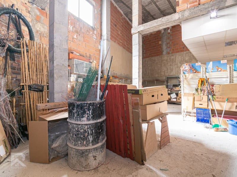 Local Commercial à vendre à Oliva - 157 000 € (Ref: 9106894)