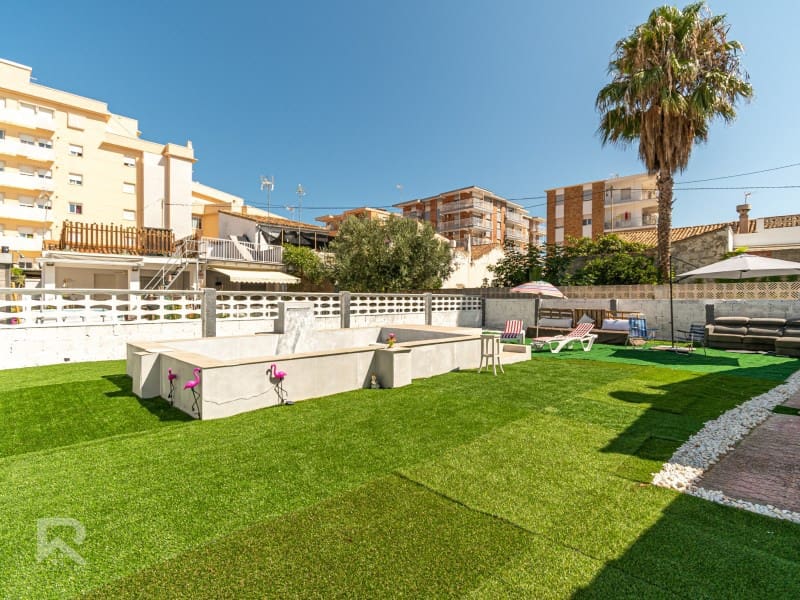 3 quarto Moradia para venda em Piles com piscina garagem - 366 000 € (Ref: 9161273)