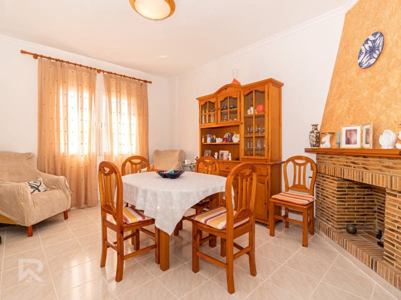 3 quarto Moradia para venda em Piles com piscina garagem - 366 000 € (Ref: 9161273)