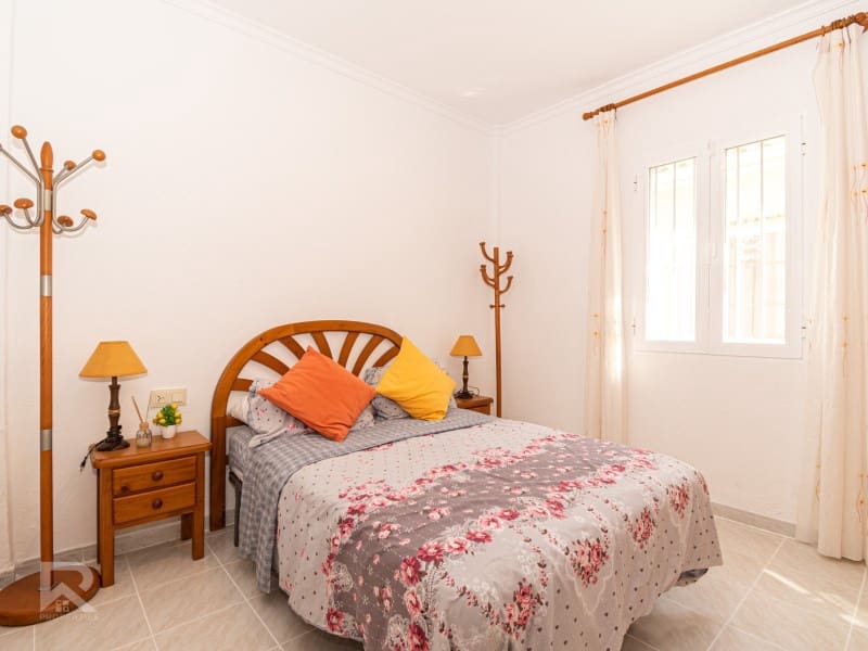 3 quarto Moradia para venda em Piles com piscina garagem - 366 000 € (Ref: 9161273)