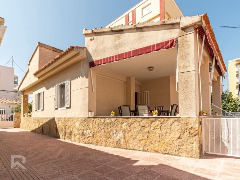 3 quarto Moradia para venda em Piles com piscina garagem - 366 000 € (Ref: 9161273)