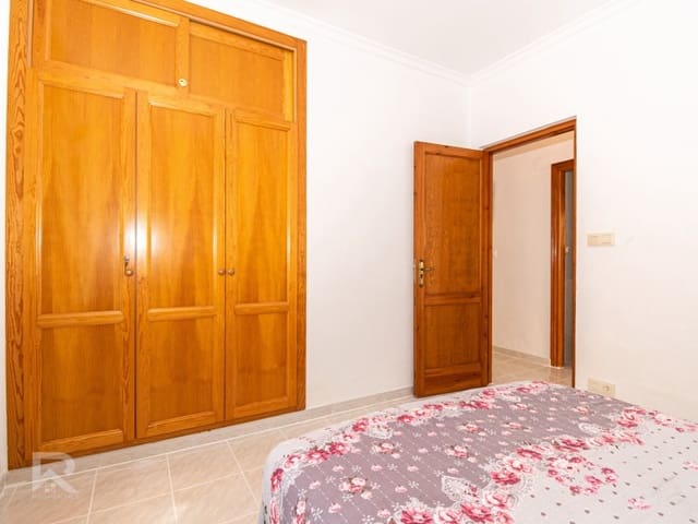 3 bedroom Villa for sale in Piles with pool garage - € 366,000 (Ref: 9161273)