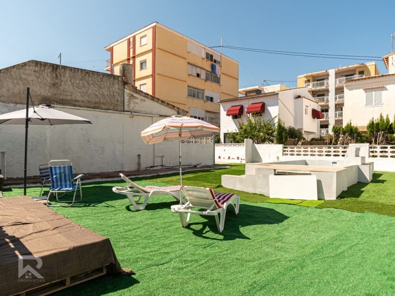 3 quarto Moradia para venda em Piles com piscina garagem - 366 000 € (Ref: 9161273)