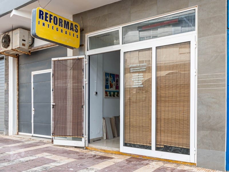 Commercial for sale in Daimus - € 46,000 (Ref: 9185493)