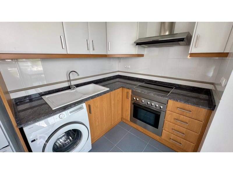 1 soveværelse Lejlighed til leje i Oliva Nova med garage - € 850 (Ref: 9218748)