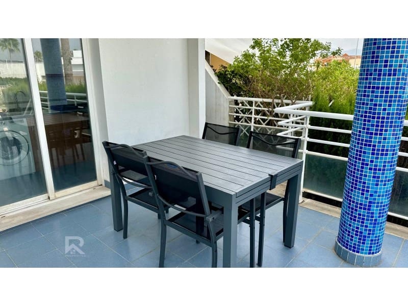 1 soveværelse Lejlighed til leje i Oliva Nova med garage - € 850 (Ref: 9218748)