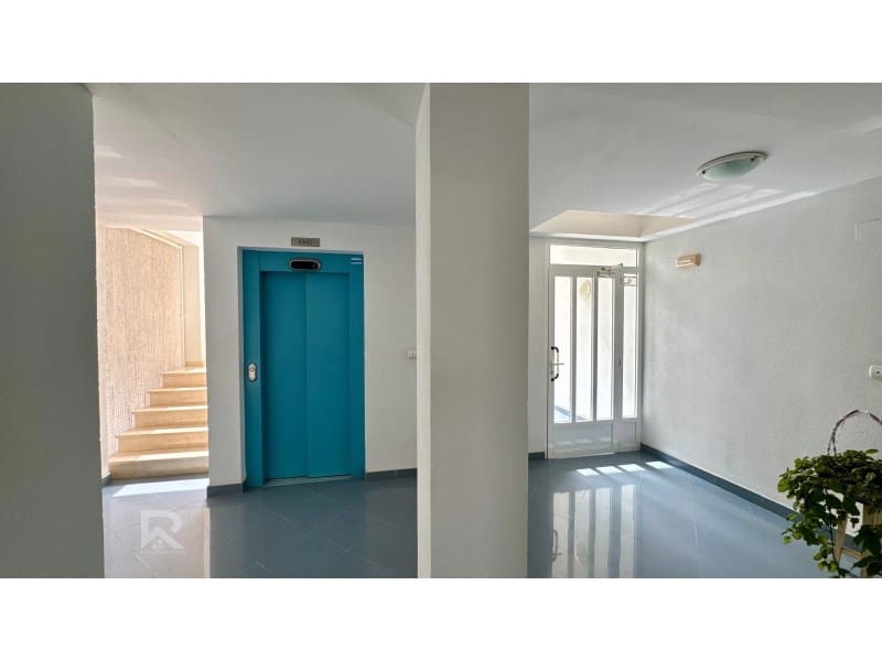 1 soveværelse Lejlighed til leje i Oliva Nova med garage - € 850 (Ref: 9218748)