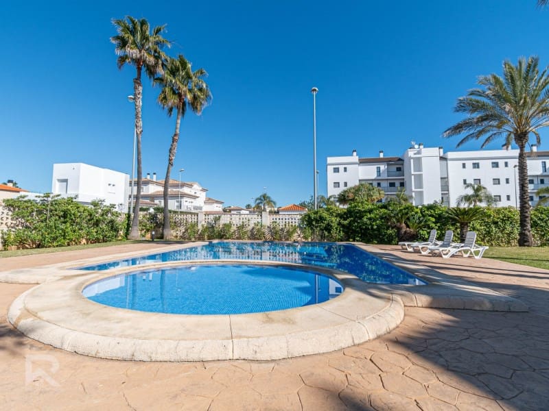 1 soveværelse Lejlighed til leje i Oliva Nova med garage - € 850 (Ref: 9218748)