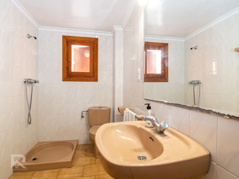 5 soveværelse Villa til salg i Gandia med garage - € 520.000 (Ref: 9240041)