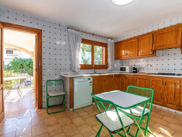 5 bedroom Villa for sale in Gandia with garage - € 520,000 (Ref: 9240041)