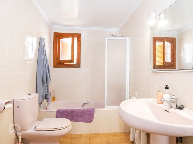 5 soveværelse Villa til salg i Gandia med garage - € 520.000 (Ref: 9240041)