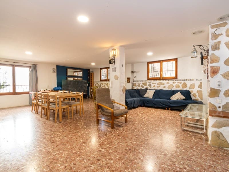 5 soveværelse Villa til salg i Gandia med garage - € 520.000 (Ref: 9240041)