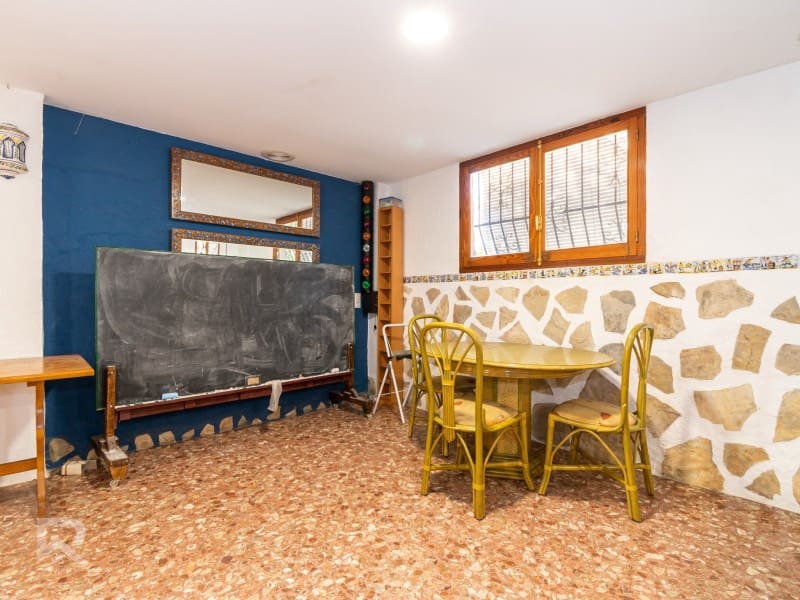 5 soveværelse Villa til salg i Gandia med garage - € 520.000 (Ref: 9240041)