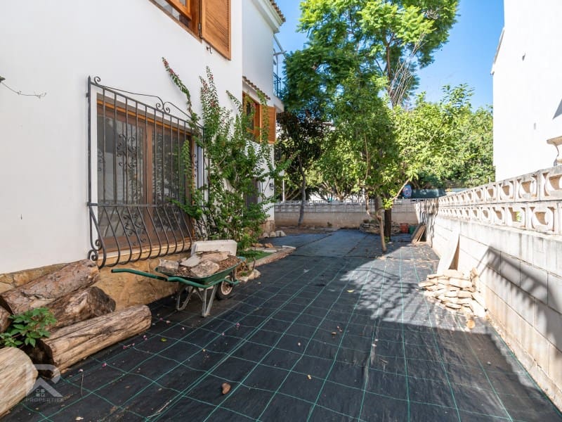 5 soveværelse Villa til salg i Gandia med garage - € 520.000 (Ref: 9240041)