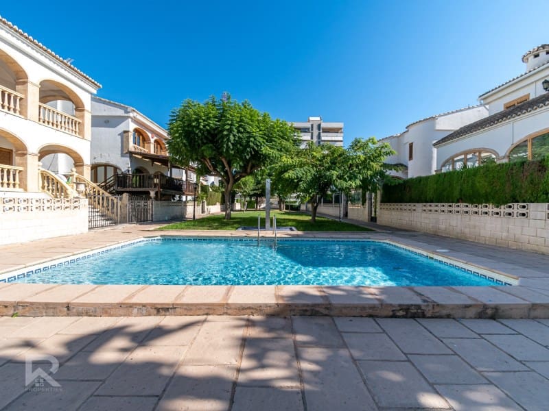 5 soveværelse Villa til salg i Gandia med garage - € 520.000 (Ref: 9240041)