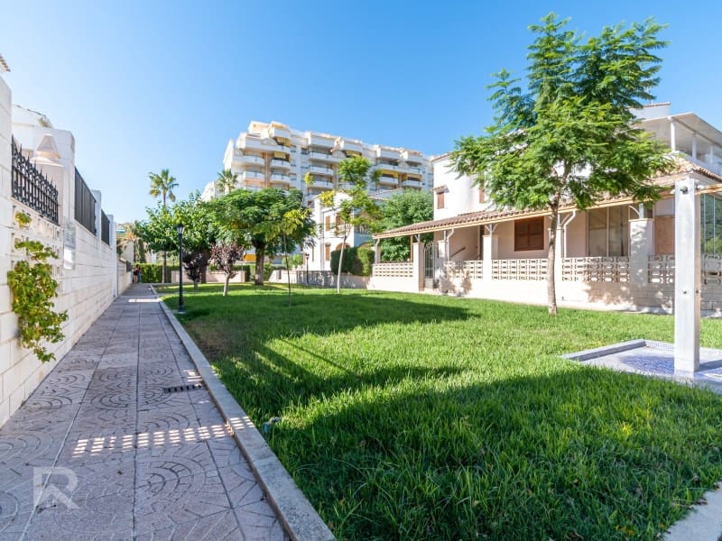 5 soveværelse Villa til salg i Gandia med garage - € 520.000 (Ref: 9240041)