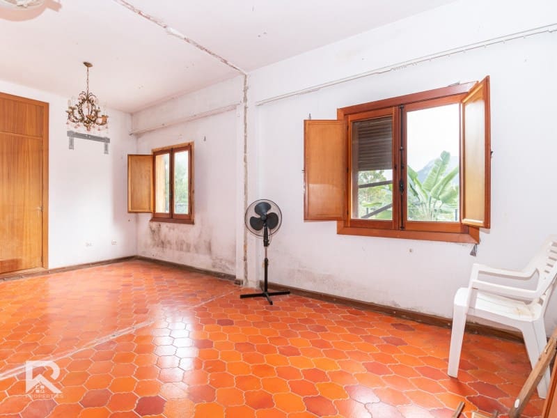 6 soverom Villa til salgs i Barx med garasje - € 800 000 (Ref: 9322582)