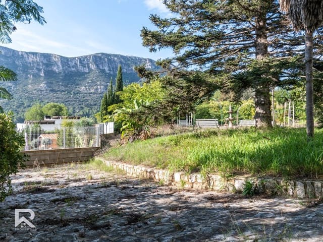 6 bedroom Villa for sale in La Drova, Barx with garage - € 600,000 (Ref: 9322582)