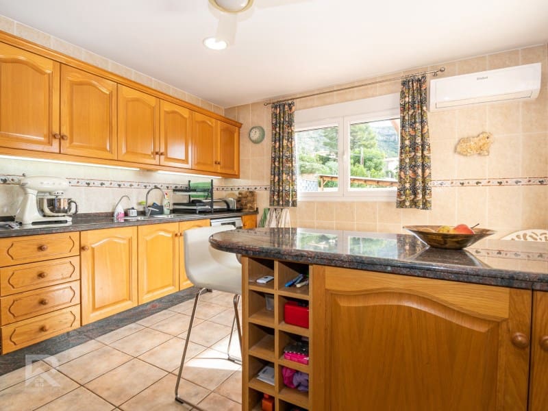 6 soverom Villa til salgs i Barx med garasje - € 580 000 (Ref: 9341283)