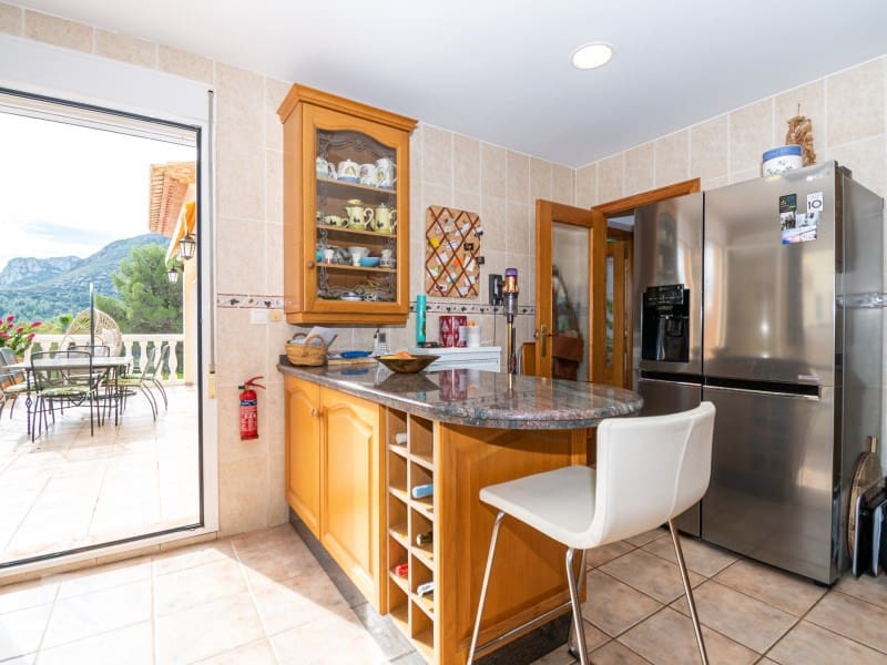 6 soverom Villa til salgs i Barx med garasje - € 580 000 (Ref: 9341283)