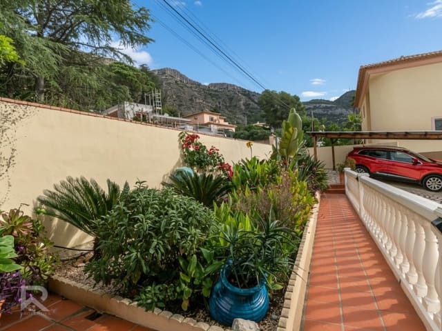 6 soverom Villa til salgs i La Drova, Barx med garasje - € 580 000 (Ref: 9341283)