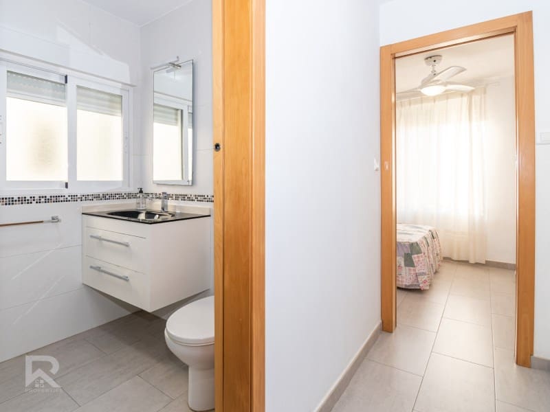 7 soveværelse Byhus til salg i Gandia - € 360.000 (Ref: 9343970)