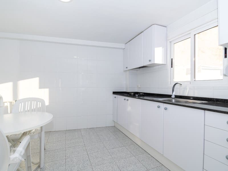 7 soveværelse Byhus til salg i Gandia - € 360.000 (Ref: 9343970)