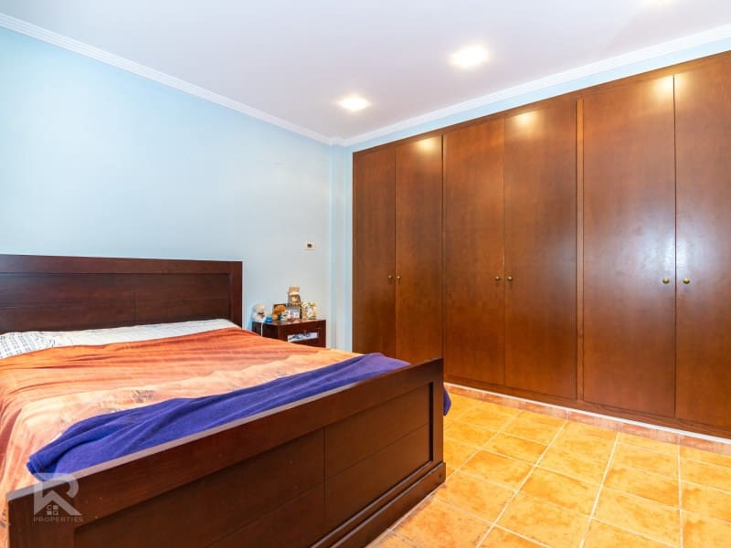 5 soveværelse Villa til salg i Terrateig med garage - € 280.000 (Ref: 9356779)