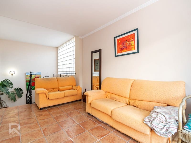 5 soveværelse Villa til salg i Terrateig med garage - € 280.000 (Ref: 9356779)