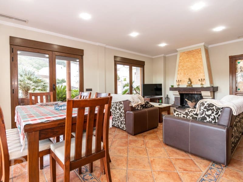 5 soveværelse Villa til salg i Terrateig med garage - € 280.000 (Ref: 9356779)