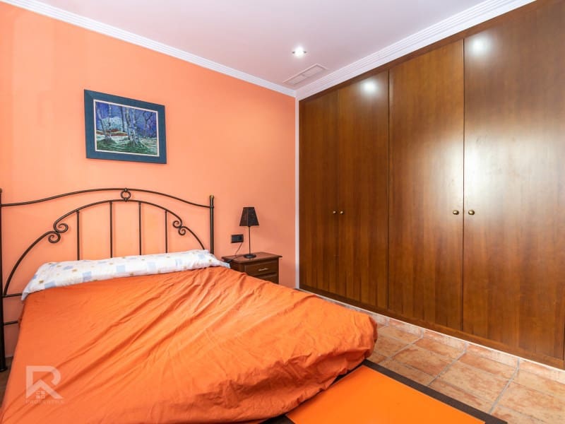 5 soveværelse Villa til salg i Terrateig med garage - € 280.000 (Ref: 9356779)