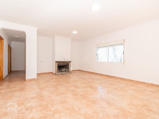 3 bedroom Finca/Country House for sale in Villalonga with garage - € 168,000 (Ref: 9414547)