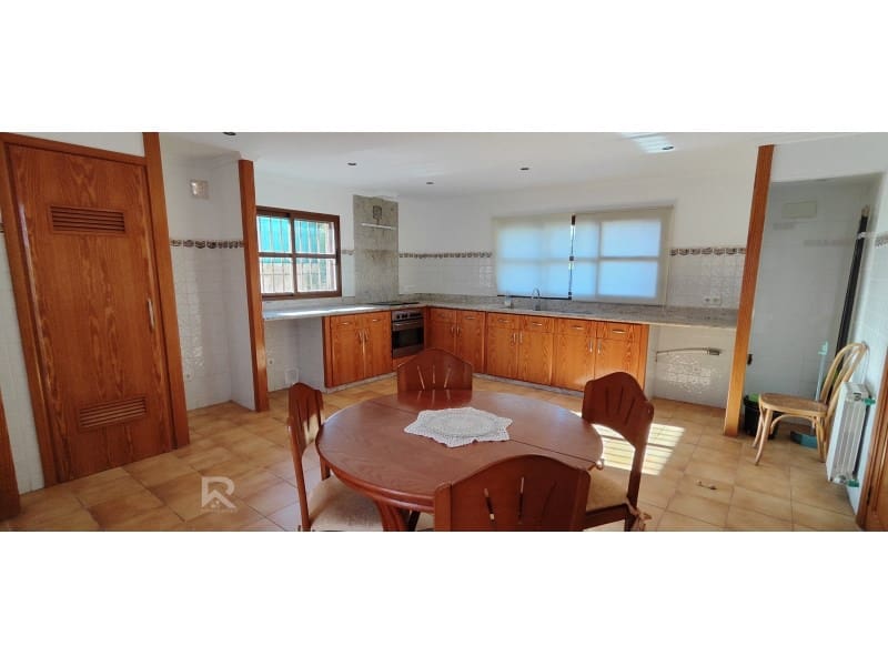 4 soverom Villa til leie i La Font d'En Carros med garasje - € 1 500 (Ref: 9499757)