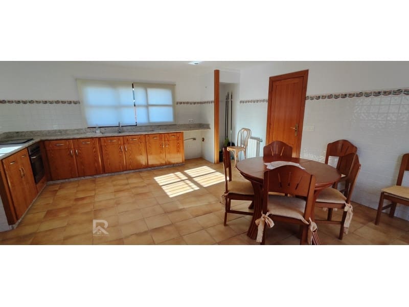 4 soverom Villa til leie i La Font d'En Carros med garasje - € 1 500 (Ref: 9499757)