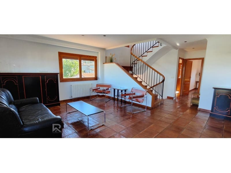 4 soverom Villa til leie i La Font d'En Carros med garasje - € 1 500 (Ref: 9499757)