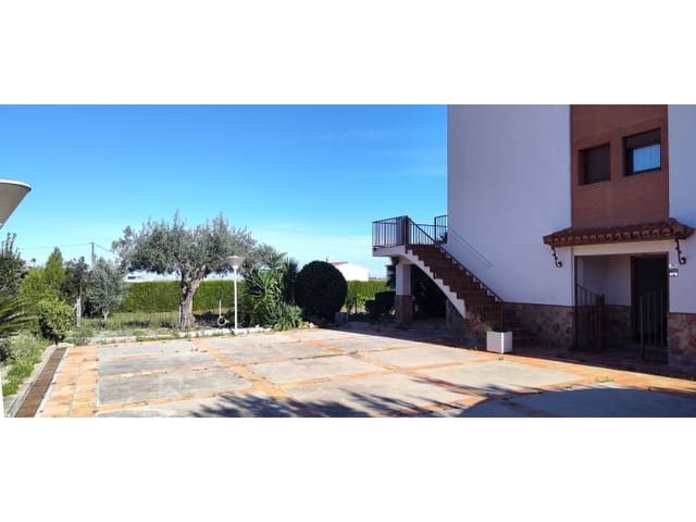 4 soverom Villa til leie i La Font d'En Carròs med garasje - € 1 500 (Ref: 9499757)