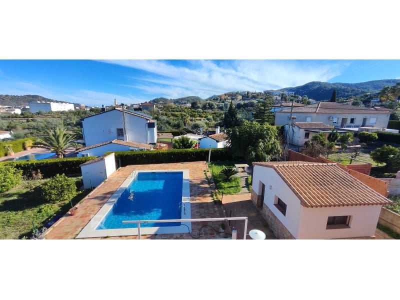 4 soverom Villa til leie i La Font d'En Carros med garasje - € 1 500 (Ref: 9499757)