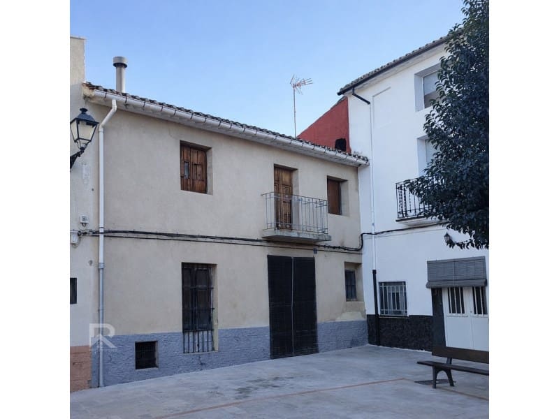 Raunio myytävänä paikassa Montichelvo - 55 000 € (Ref: 9534050)