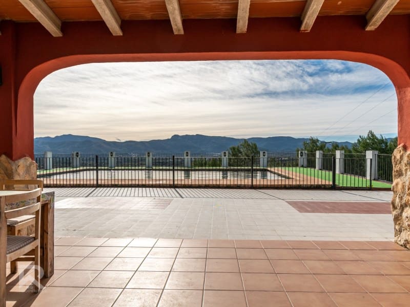 3 chambre Villa/Maison à vendre à Llutxent avec garage - 295 000 € (Ref: 9578775)