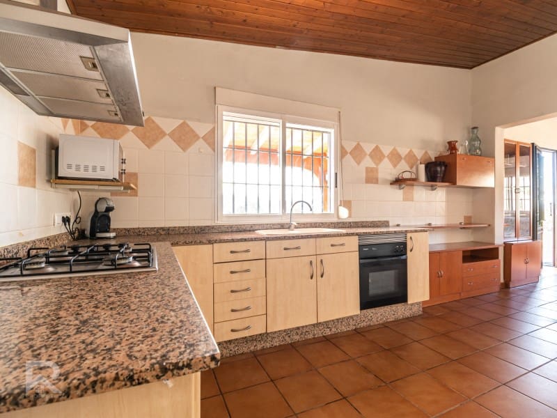 3 chambre Villa/Maison à vendre à Llutxent avec garage - 295 000 € (Ref: 9578775)