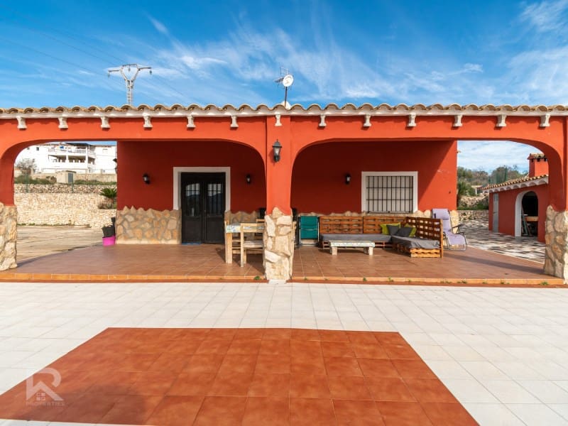 3 chambre Villa/Maison à vendre à Llutxent avec garage - 295 000 € (Ref: 9578775)