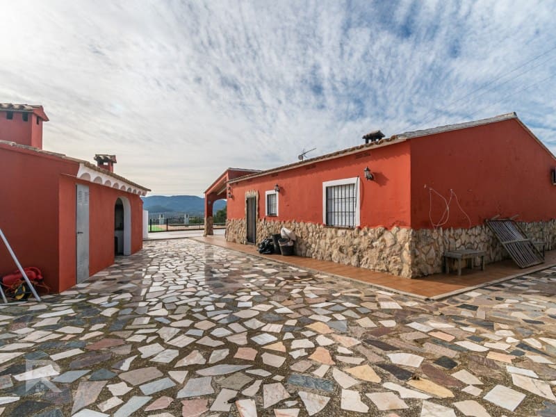 3 chambre Villa/Maison à vendre à Llutxent avec garage - 295 000 € (Ref: 9578775)