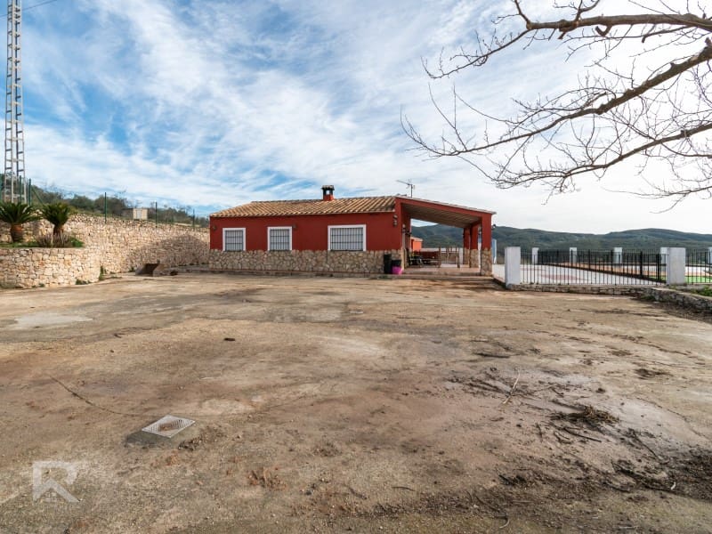 3 chambre Villa/Maison à vendre à Llutxent avec garage - 295 000 € (Ref: 9578775)