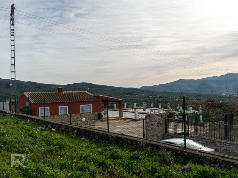 3 chambre Villa/Maison à vendre à Llutxent avec garage - 295 000 € (Ref: 9578775)